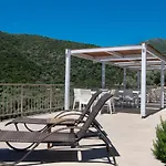 Welcome In Lägenhet Mikros Gialos